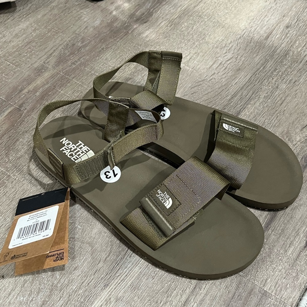 NWT The North Face TNF Size 13 Brown Skeena Sandals Men’s Flip Flops